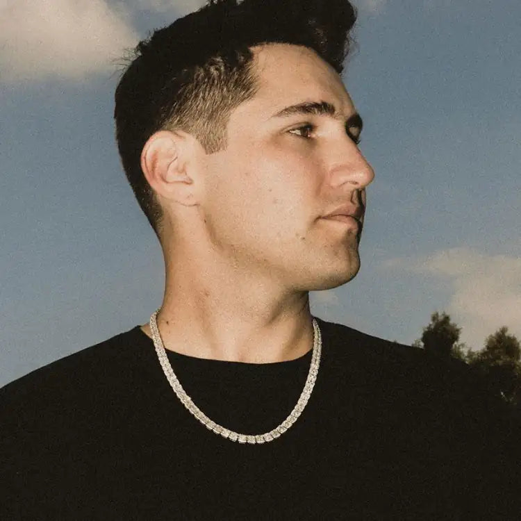 Jauz, bass house pioneer and festival headliner, incorporating Loopsy's Serum presets and samples into his signature sound.